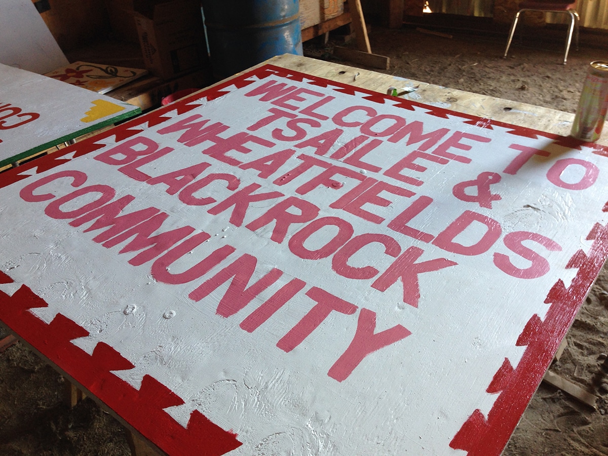 TsaileWheatfields Chapter Sign Sierra Service Project