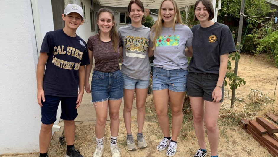 Loomis Serves: Molly Leach & Melanie Oliver